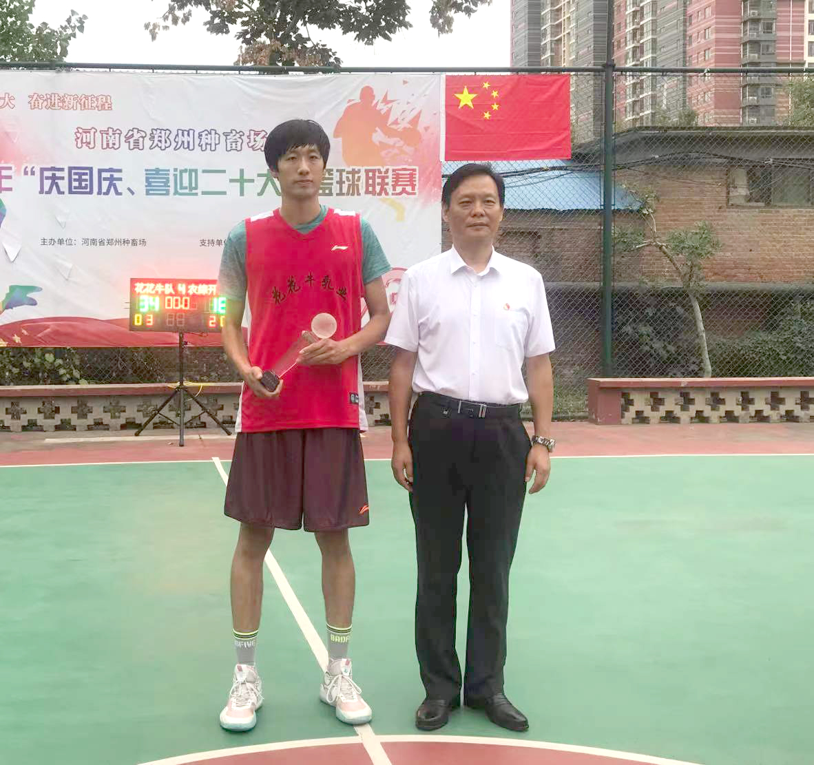 花花牛冠軍丨2022年河南省鄭州種畜場(chǎng)籃球聯(lián)賽圓滿結(jié)束