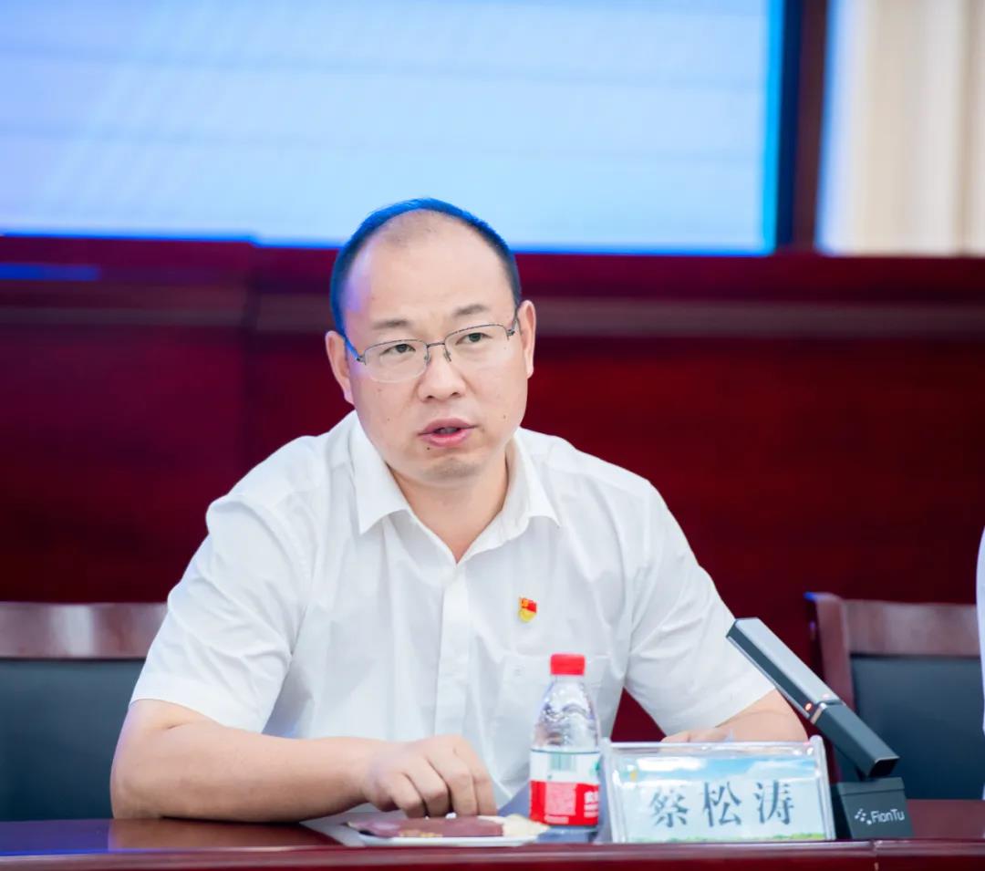 花花牛| 蘭考縣人民政府與蒙牛、花花牛達(dá)成戰(zhàn)略合作 助力河南奶業(yè)高質(zhì)量發(fā)展