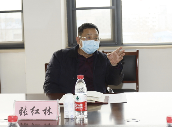 省委統(tǒng)戰(zhàn)部副部長張紅林一行蒞臨花花牛乳業(yè)集團 調(diào)研復工復產(chǎn)暨二七區(qū)民營經(jīng)濟發(fā)展工作座談會 省委統(tǒng)戰(zhàn)部副部長張紅林一行蒞臨花花牛乳業(yè)集團 調(diào)研復工復產(chǎn)暨二七區(qū)民營經(jīng)濟發(fā)展工作座談會