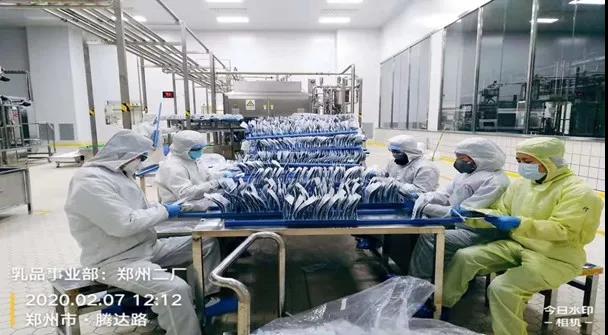 花花牛 | 疾風來臨，你是不是勁草？