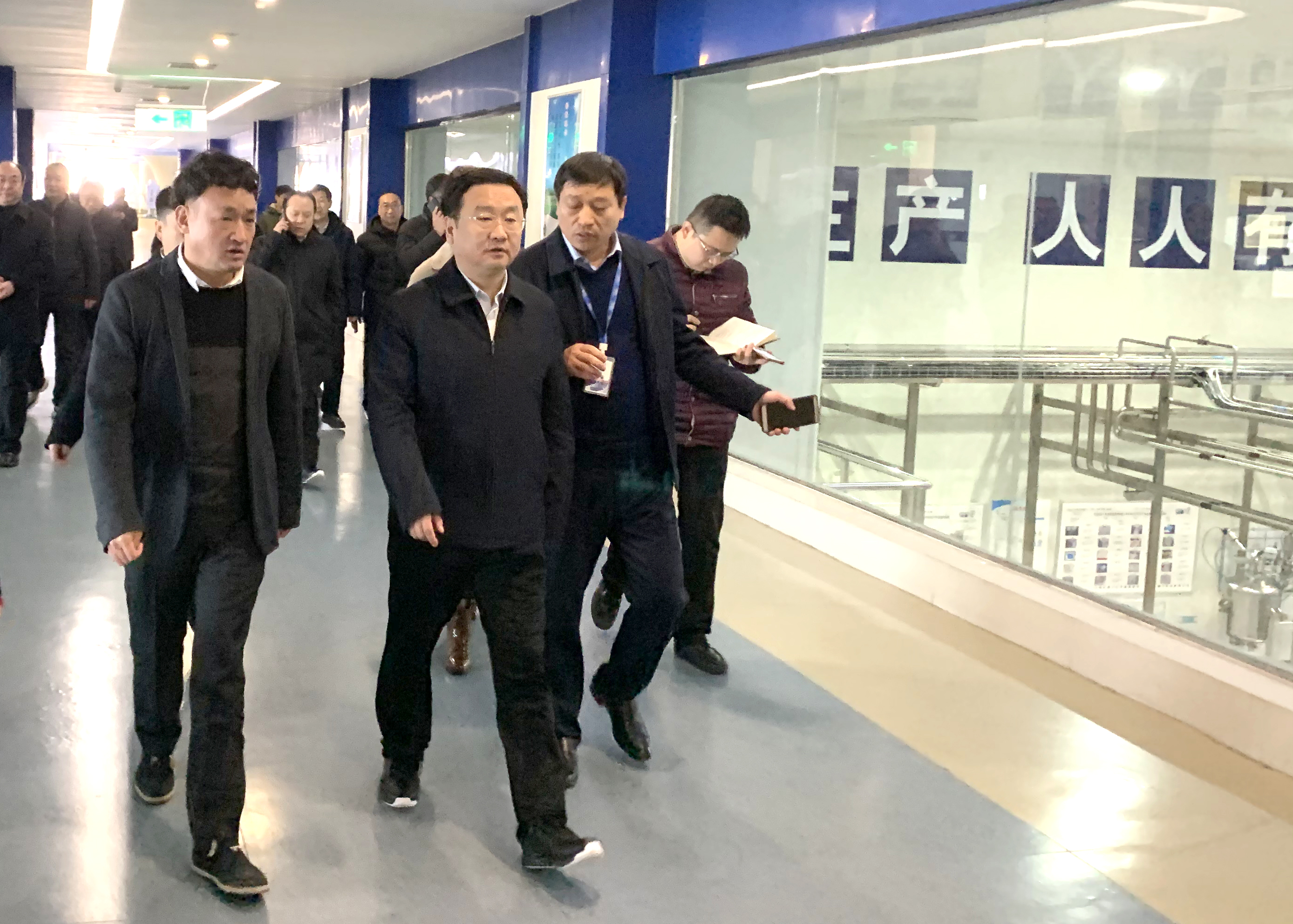 鄭州市委副書記、市長(zhǎng)王新偉蒞臨花花牛乳業(yè)集團(tuán)調(diào)研