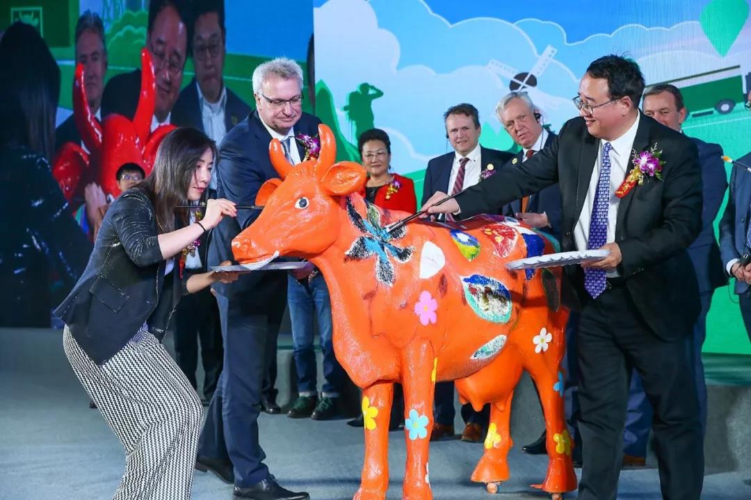 SDDDC走進(jìn)河南，看看花花牛的國(guó)際范兒！