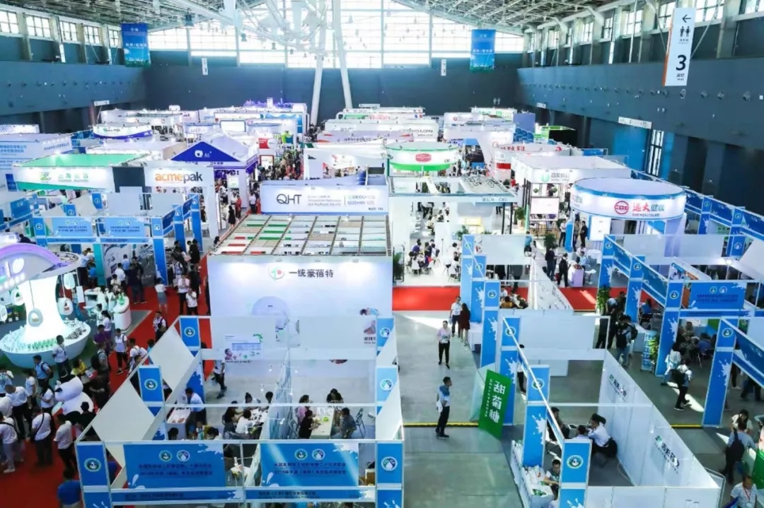 中國(guó)乳制品工業(yè)協(xié)會(huì)第二十五次年會(huì)召開(kāi)！花花牛總裁董碩峰獲“振興乳業(yè)領(lǐng)軍人”榮譽(yù)稱號(hào)