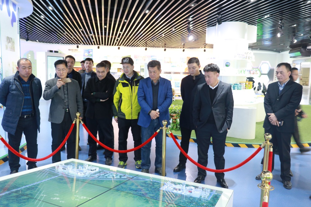 涉農(nóng)企業(yè)強(qiáng)強(qiáng)聯(lián)合，“抱團(tuán)取暖”共迎企業(yè)發(fā)展的春天