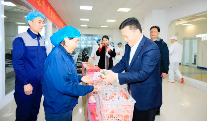 新春慰問送關(guān)懷——集團(tuán)黨委書記、董事長(zhǎng)慰問春節(jié)期間堅(jiān)守崗位的一線職工